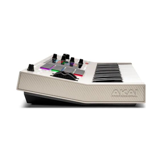Akai MPC Key 37 Gen2 Рабочая станция