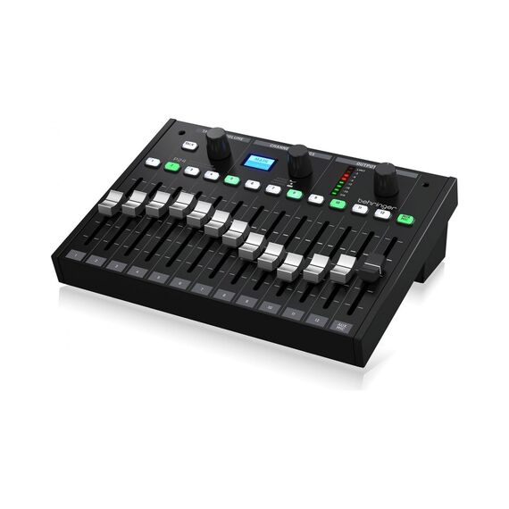 Behringer P24 Персональный мониторный микшер